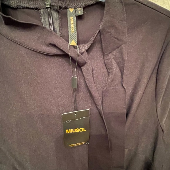 Miusol High Neck A-Line Dress, for Funeral,  Large - Picture 9 of 9